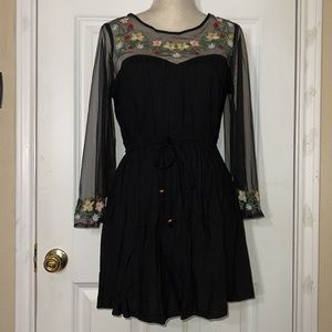 Floral Lace Long Sleeve Over The Knee Tight Waist Dress